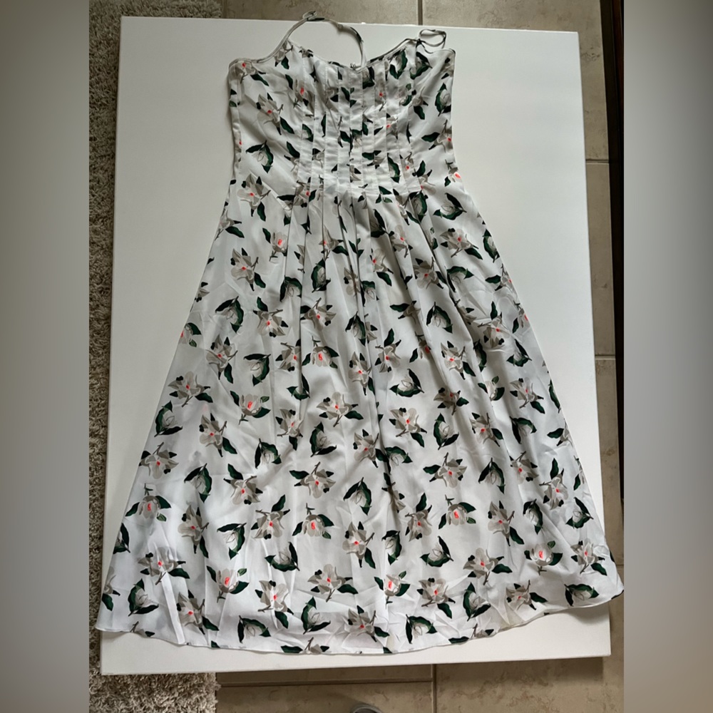 Banana Republic dress with pockets